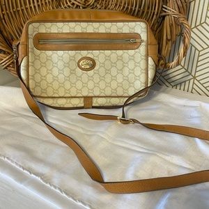 GUCCI PLUS Vintage Monogram Crossbody Bag tan cream